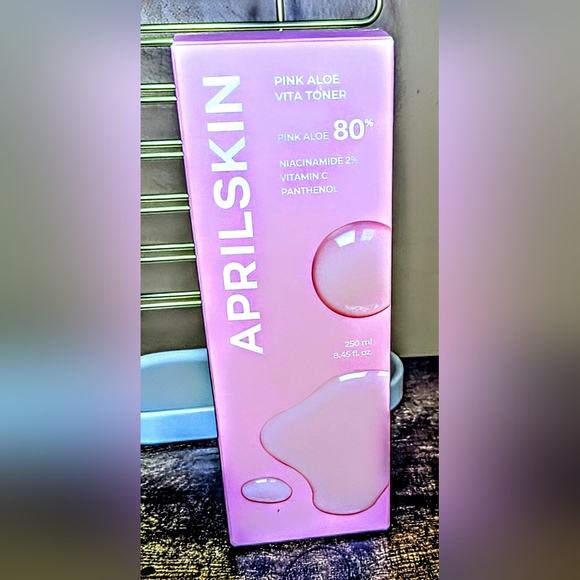 APRILSKIN Pink Aloe Vita Toner 250ml - Picture 1 of 11